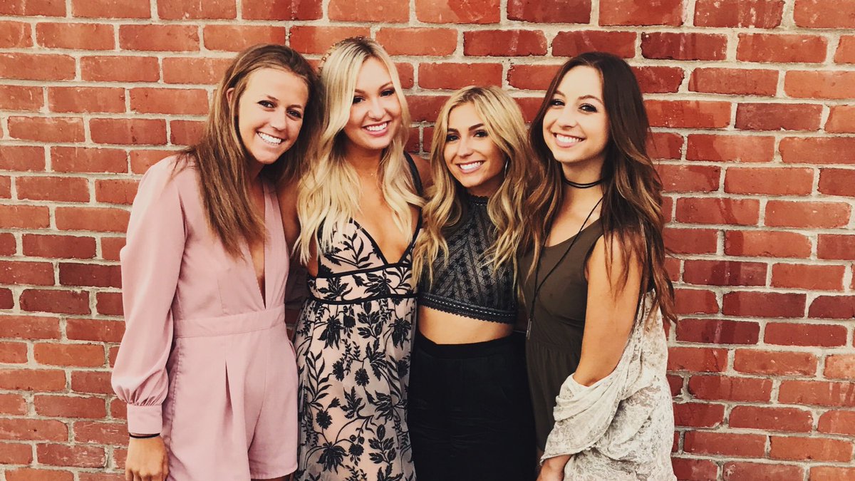 Registration for fall recruitment is now open! Link is in our bio🌟 #axosdsu #summerpanhellenic