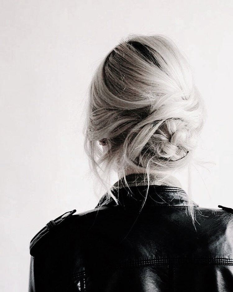 Saturday style by @erikairenenash - less is more.✅ What are you guys up to today? #SebastianProfessional #Sebastia… ift.tt/2utgqbL