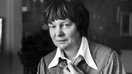 Uzivatel レインボーアイル Rainbow Aisle Na Twitteru 7 15は アイリス マードック Iris Murdoch さんのお誕生日 アイルランドの作家 哲学者 小説 網のなか は世界的なベストセラーに 映画 アイリス の主人公であり 男女共に性的関係の対象だったことはが Uzivatel レインボーアイル Rainbow Aisle Na Twitteru 7 15は アイリス マードック Iris Murdoch さんのお誕生日 アイルランドの作家 哲学者 小説 網のなか は世界的なベストセラーに 映画 アイリス の主人公であり 男女共に性的関係の対象だったことはが