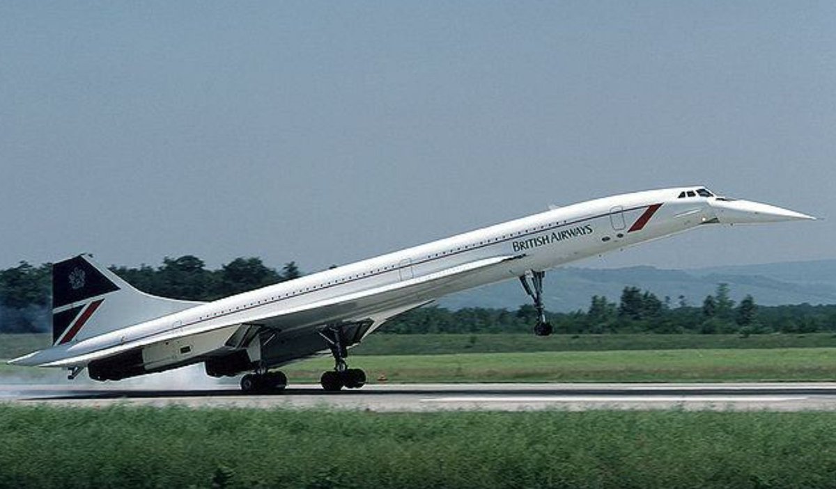 at least once a day I think about the Concord and how much I wish id had gotten to fly on it. like an old friend I never met. hashtagpoetry