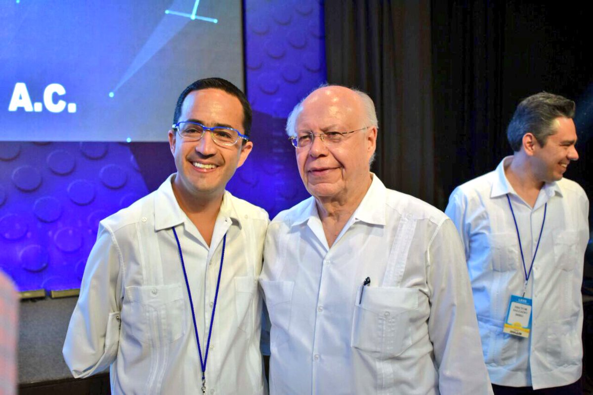 Trabajando unidos, #IndustraFarmacéutica y <a href="/SSalud_mx/">SALUD México</a> podemos frenar el #sobrepeso, #obesidad y #diabetes. #ANADIM