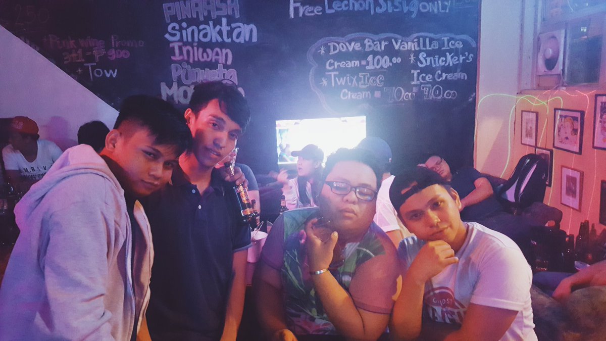 ninetaileddfoxx's tweet photo. It's a blacked out blur
But I'm pretty sure it ruled, damn 🎶
@rundevilran @JEJMNZZ @leonardnins #Jher https://t.co/RhmiUmJumW