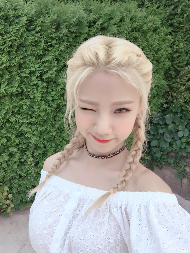 DEvSBeiUAAAEw_4.jpg:large