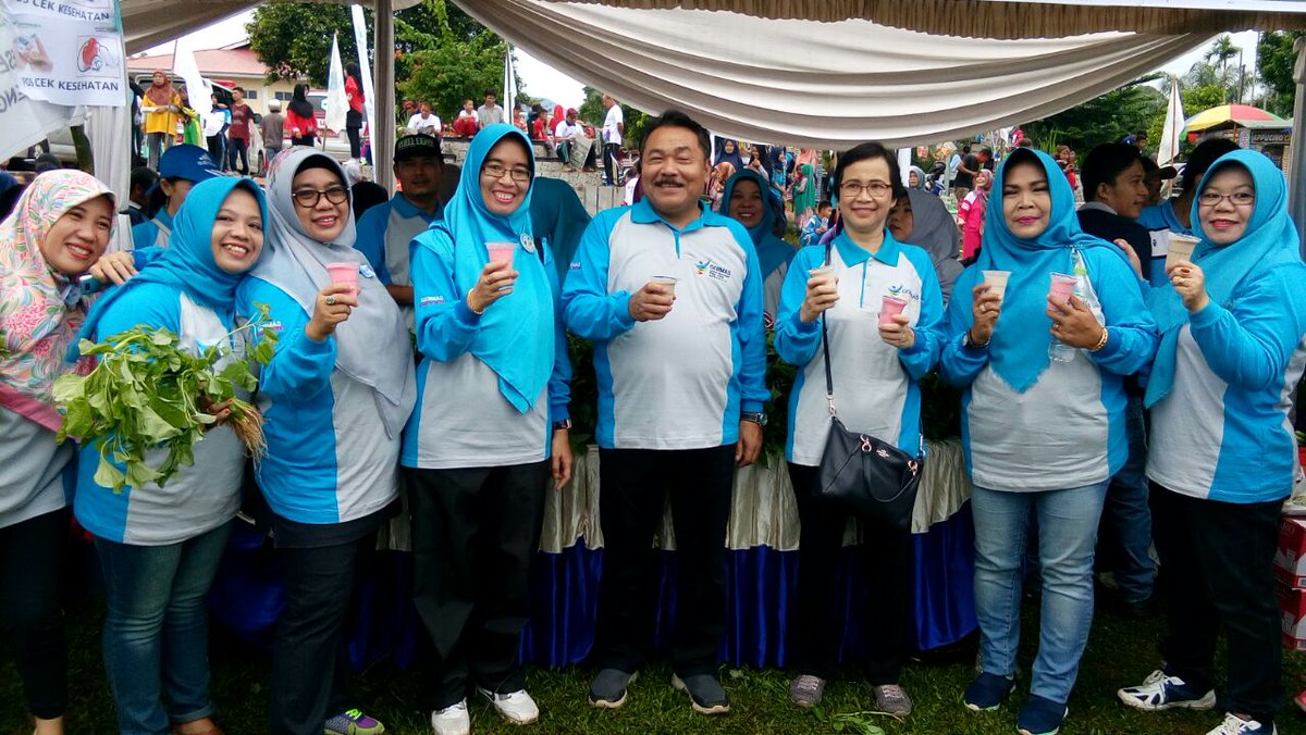 KesmasBkl's tweet photo. GERMAS hidup sehat BU dihadiri menkes diwakili dir kesjaor kemenkes RI @antoniherwan @ditjenkesmas @mediacenterBKL @Rohidin_Mersyah https://t.co/yajwxGHzgo