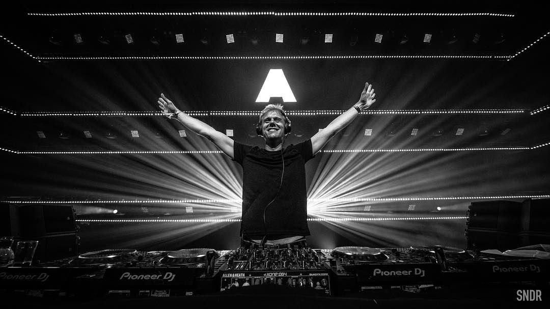 Armin imagine. Армин ван бюрен 2025. armin van buuren imagine. [armin van buuren &amp; cosmic gate] embargo.