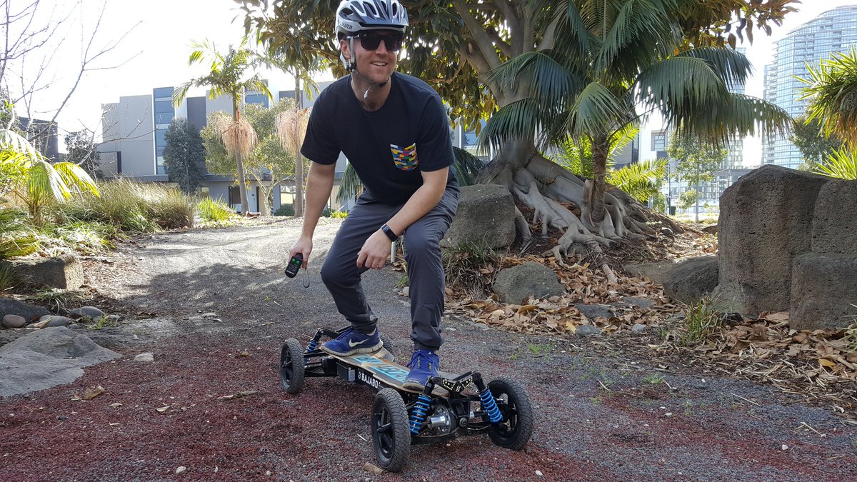 BajaBoard's tweet photo. 1st sesh @SubaruMelbourne was incredible. We're still here until 3pm!!! Come #ride with us #NewXVRideDay #electricskateboard #Melbourne https://t.co/Q1R2nBWHYm