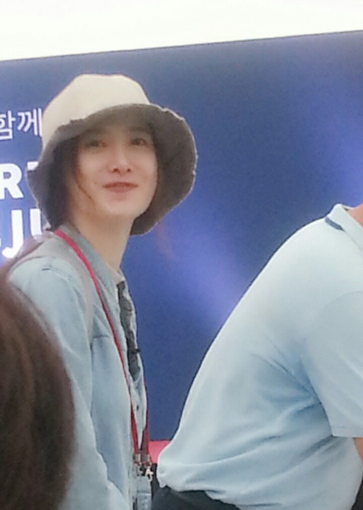 GHS_VN's tweet photo. [More pics] 2017 International Art Fair in Jeju Island

cre: hyattregencyjeju IG &amp; jejumam @ daum cafe https://t.co/KtHhmgUR5Q