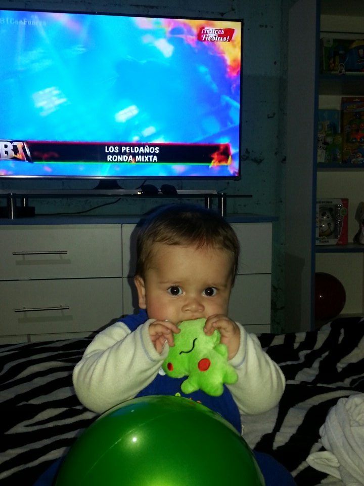 OlgaquirozSam's tweet photo. @Combate_ATV  #CBTConFuerza mi  sobrino thiago es de la Fuerza verde saludos a sarita y edu que estan en Combate apoyando  el equipo verde😉 https://t.co/cnXMmTeLlv