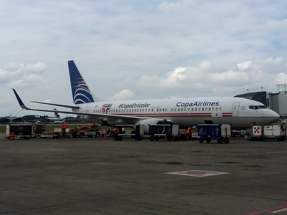 johnjotaO's tweet photo. @CopaAirlines HP-1831CMP #CopaEtricolor #SaoPaulo livery visto ayer en #GYE https://t.co/wtdtzkSRik