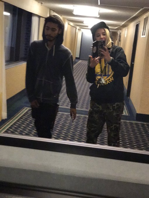 Saaaaam frAAAAAAN with the bestie https://t.co/CU5tHtIyBs