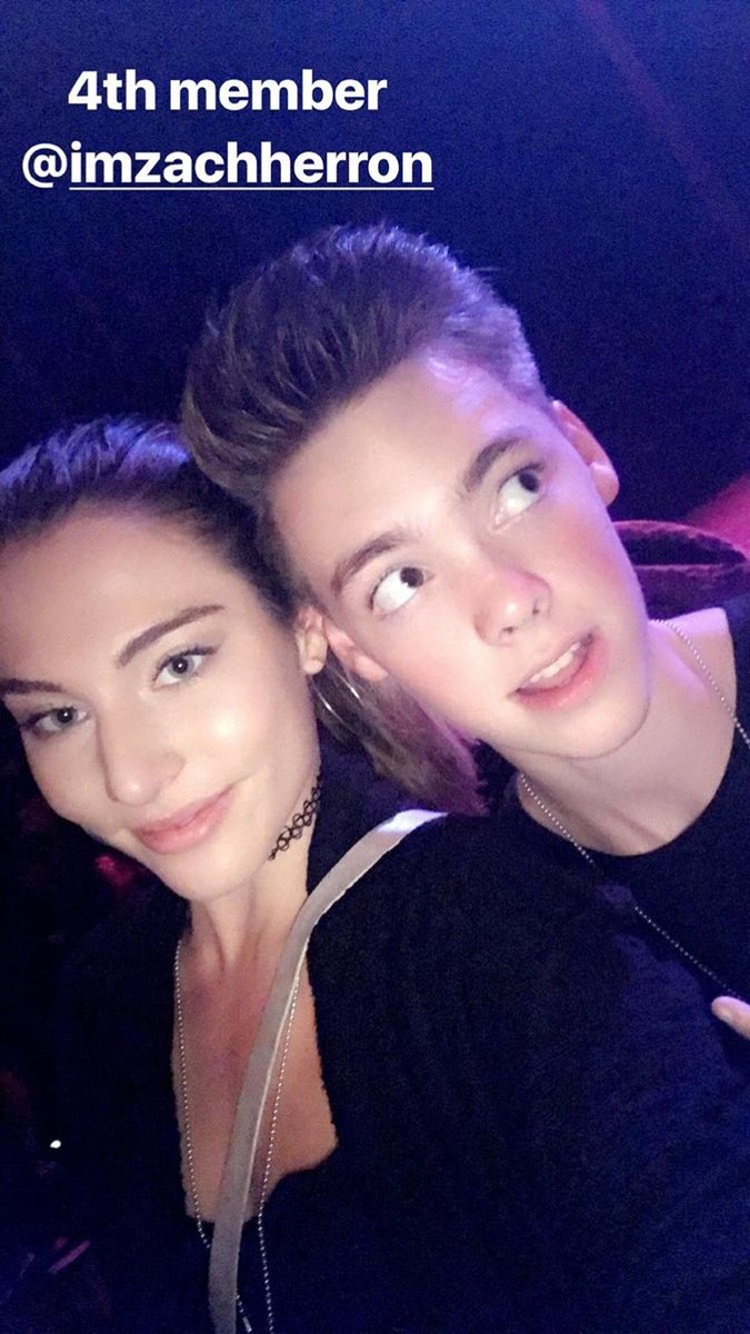 WhyDontWeBRA's tweet photo. Kate Connick também marcou presença!!! #SomethingDifferentNY https://t.co/4th4ZTkKOI