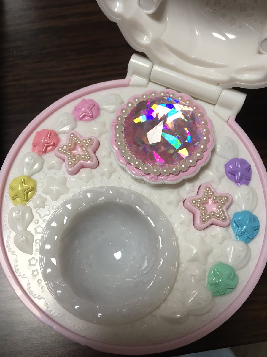 Yupo Twitterissa 前に投稿したキュアパルフェの自作アニマルスイーツもどき やっぱりキラキラは正義 プリキュア キラキラ プリキュアアラモード スイーツパクト アニマルスイーツ 自作 キュアパルフェ コンパクト ペガサスパフェ