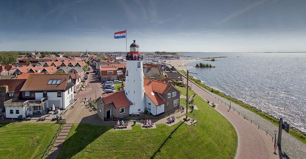 #Urk is klaar voor de #zomer! Ginkiestocht, visveiling, veerdienst.. In #juli-#aug is hier elke dag iets te beleven! bit.ly/2ugbFz8