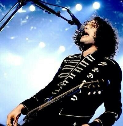 HAPPY BIRTHDAY, RAY TORO! i love you so much 