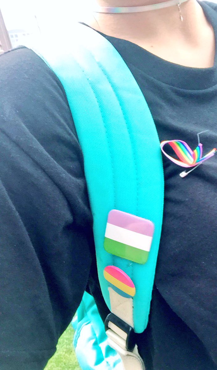 ttobeeb's tweet image. Seoul Pride was real amazing!! HecK!! Probably one of the happiest moments of me life ; u ;