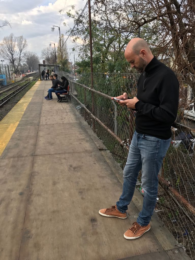 Esperando el #TrenMitre en estación Virreyes camino al #TimbreoNacional. Con la App de Trenes en Directo sabemos que llega en 6 minutos!