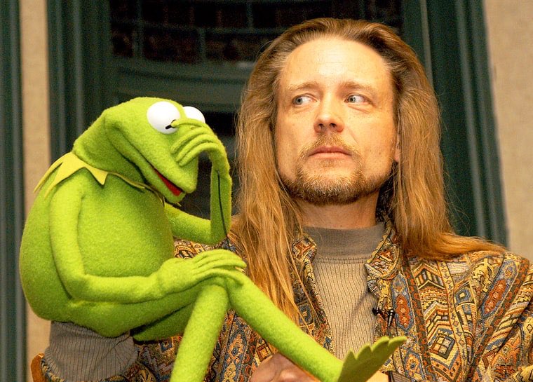 the_dailypuppet's tweet photo. Seriously ?! Disney vire Steve Whitmire, la voix de Kermit depuis 27 ans !
https://t.co/XEtkZwvm8K https://t.co/UCrrAJTz0N