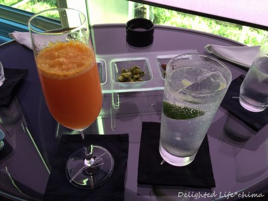 chima_renren's tweet photo. 5つ星ホテルのバーはハッピーアワーでお得に♪ペニンシュラ東京「Peter Bar」
#peterbar #ペニンシュラ東京 #ハッピーアワー #カクテル
https://t.co/rCjO3DVa15 https://t.co/PYZ4a70o99