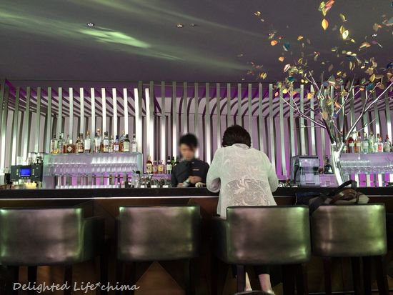 chima_renren's tweet photo. 5つ星ホテルのバーはハッピーアワーでお得に♪ペニンシュラ東京「Peter Bar」
#peterbar #ペニンシュラ東京 #ハッピーアワー #カクテル
https://t.co/rCjO3DVa15 https://t.co/PYZ4a70o99