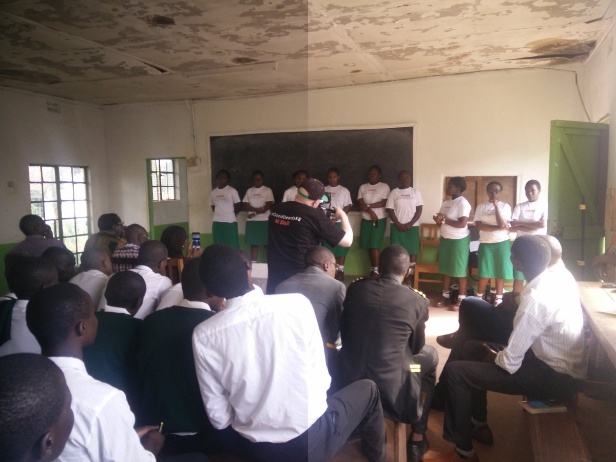GloryValueSch's tweet photo. Our girls' presentation to Kakamega School on Biology. #ValuesSystem https://t.co/SkbpYuLIIq