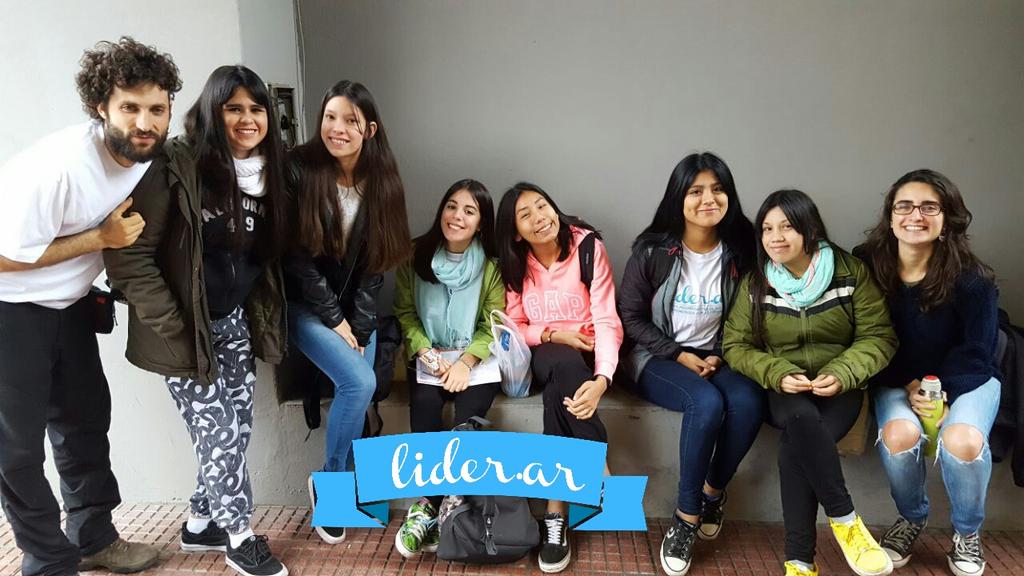 LiderAr_'s tweet photo. Zona Norte 😁💪 listos para vivir el 2do seminario. #SomosLiderar #unamareadegente https://t.co/XGAsSGgiSb
