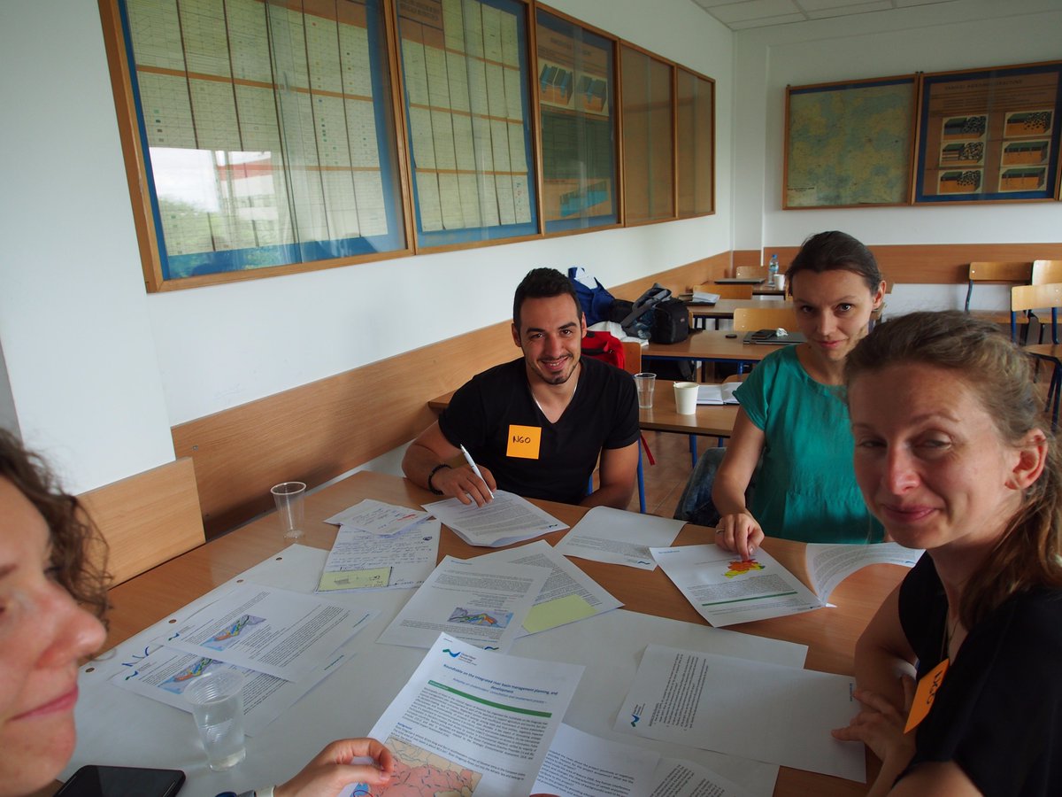 GWPCEE's tweet photo. Looking through perspective of key #stakeholders to assess % discuss River Basin Management Plans. #RBMPs #SummerSchool #youth https://t.co/Hy2SgQU0ni