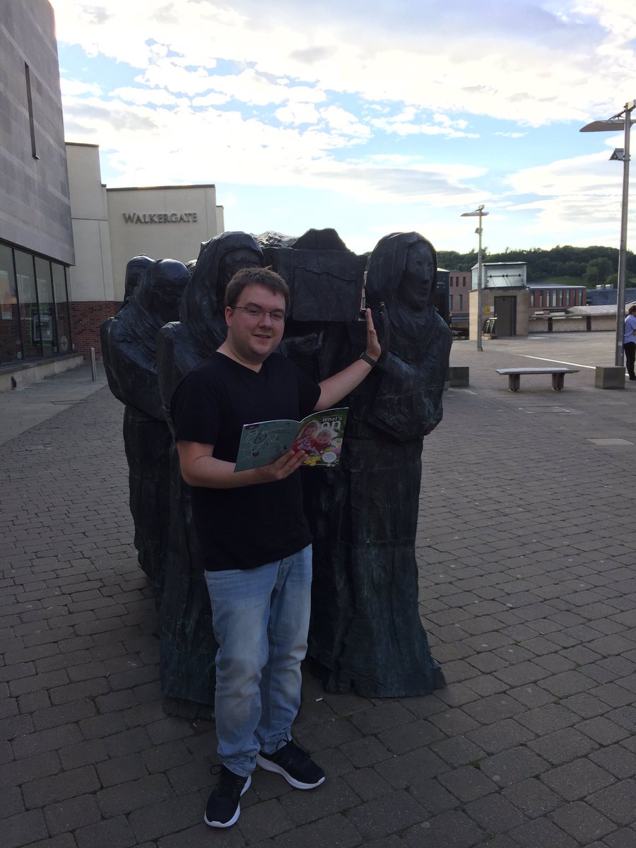 _MrCurtin's tweet photo. @jesmond_gardens Reading with a monk in Durham. #JGreading https://t.co/b8hCZNIW9F