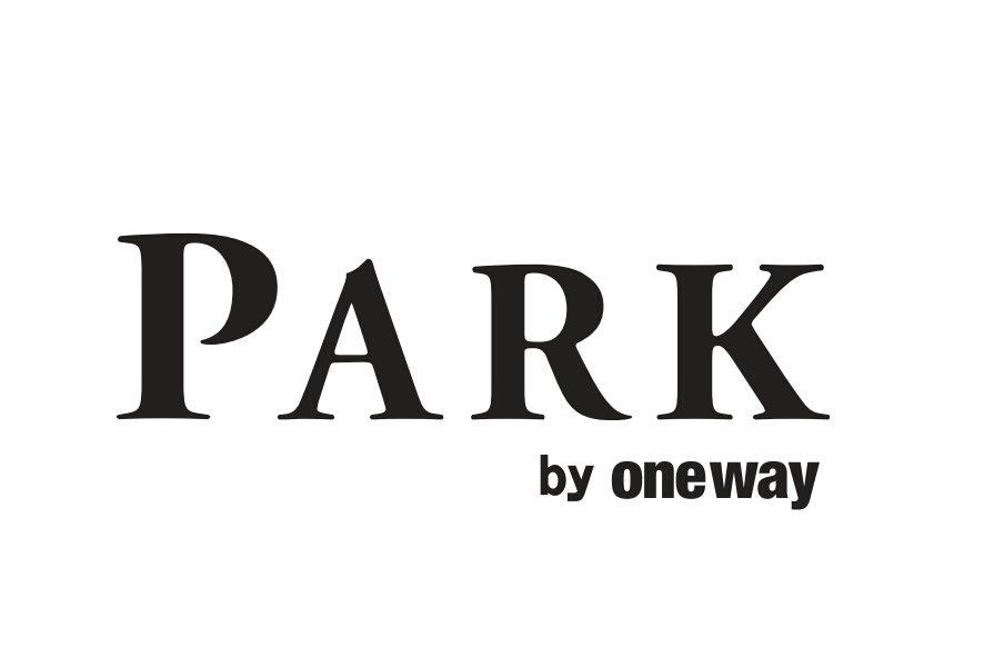FsmBelle's tweet photo. 4つ目はPARK by oneway
オシャレに敏感な女性のためにトレンド＆キュートなテイストのオリジナルティあふれるアイテムをデザイン性と着こなしの楽しさでいつも自分を見失わないファッションブランドです👒

#ファッションショー 
#PARK 
#天神コア https://t.co/Pfg0l65Mxx