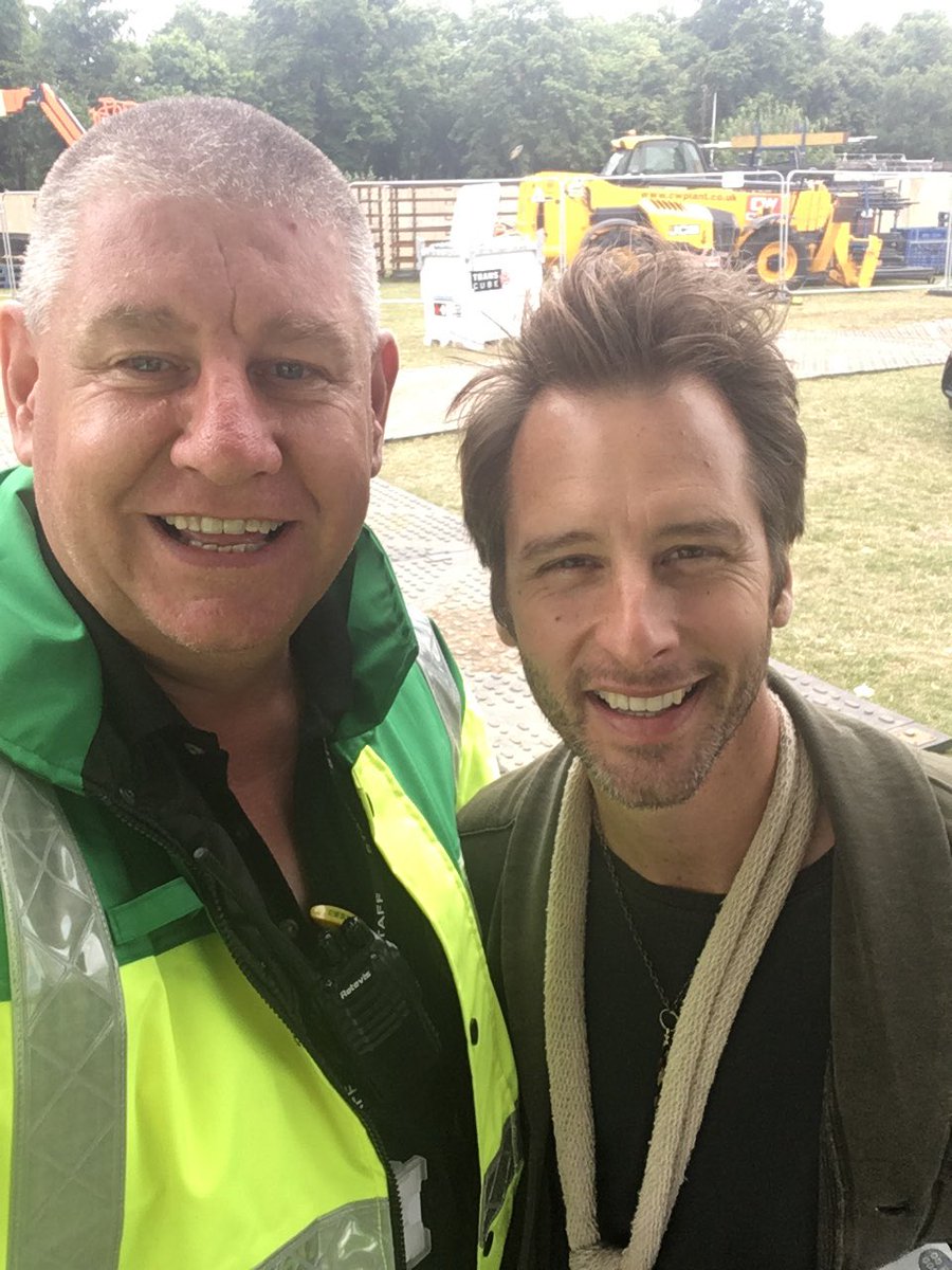 mmc999ltd's tweet photo. The One and Only ChesneyHawkes at Lets Rock London. https://t.co/A80RTmAyyN