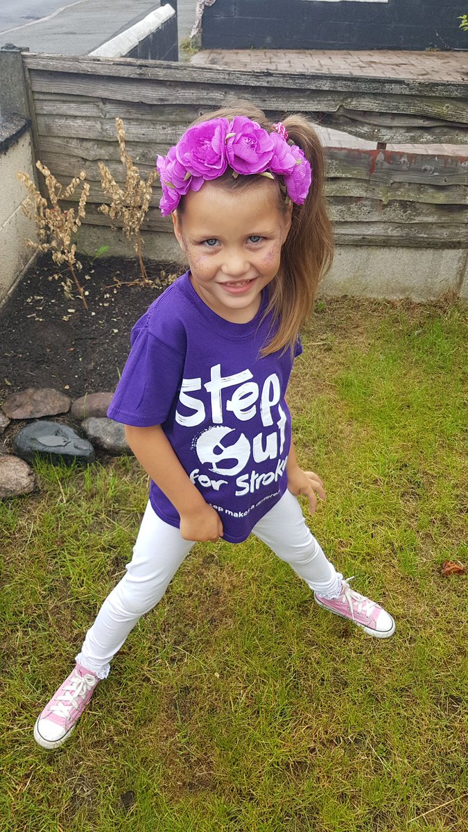 lottiesway's tweet photo. Ready to rock this walk 🖒 #stepout @StrokeAssocNW @lottiesway https://t.co/yJql7yJ044