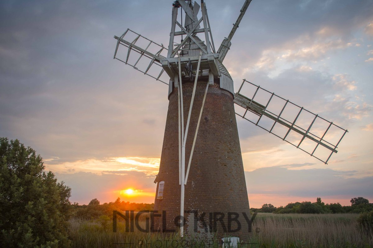 nigekirby's tweet photo. Fantastic time on the Norfolk Broads with a great vessel from @HerbertWoods @norfolkbroads https://t.co/zuey0iss7Z