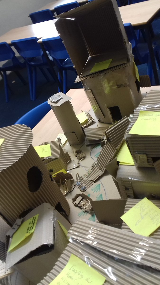 GeographyCarrie's tweet photo. Built a shanty town this week with ye11 #classicgeography #geographyteacher https://t.co/qu1r2Xv6Wl