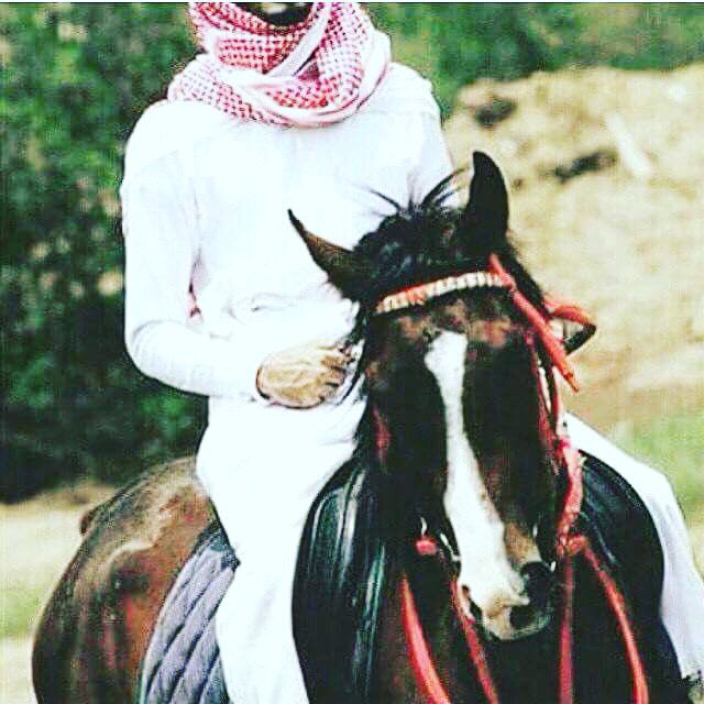 abullmr1's tweet photo. يارفيقي خل رفقتنا على ممشاها
لاتعاتبني على التقصير وانت مقصر https://t.co/tQVZSCunLI