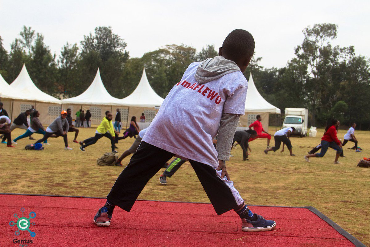 djcarian's tweet photo. #AFLEWORun2017 currently at Nairobi Primary https://t.co/NW5hKWE4J3