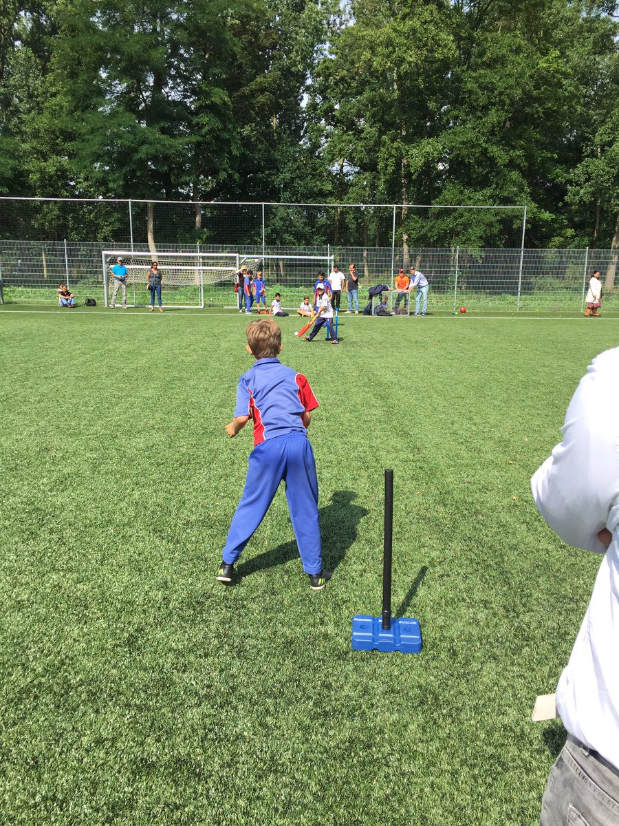 KNCBcricket's tweet image. NK U11 tip n run @excelsior20 vol op gang!