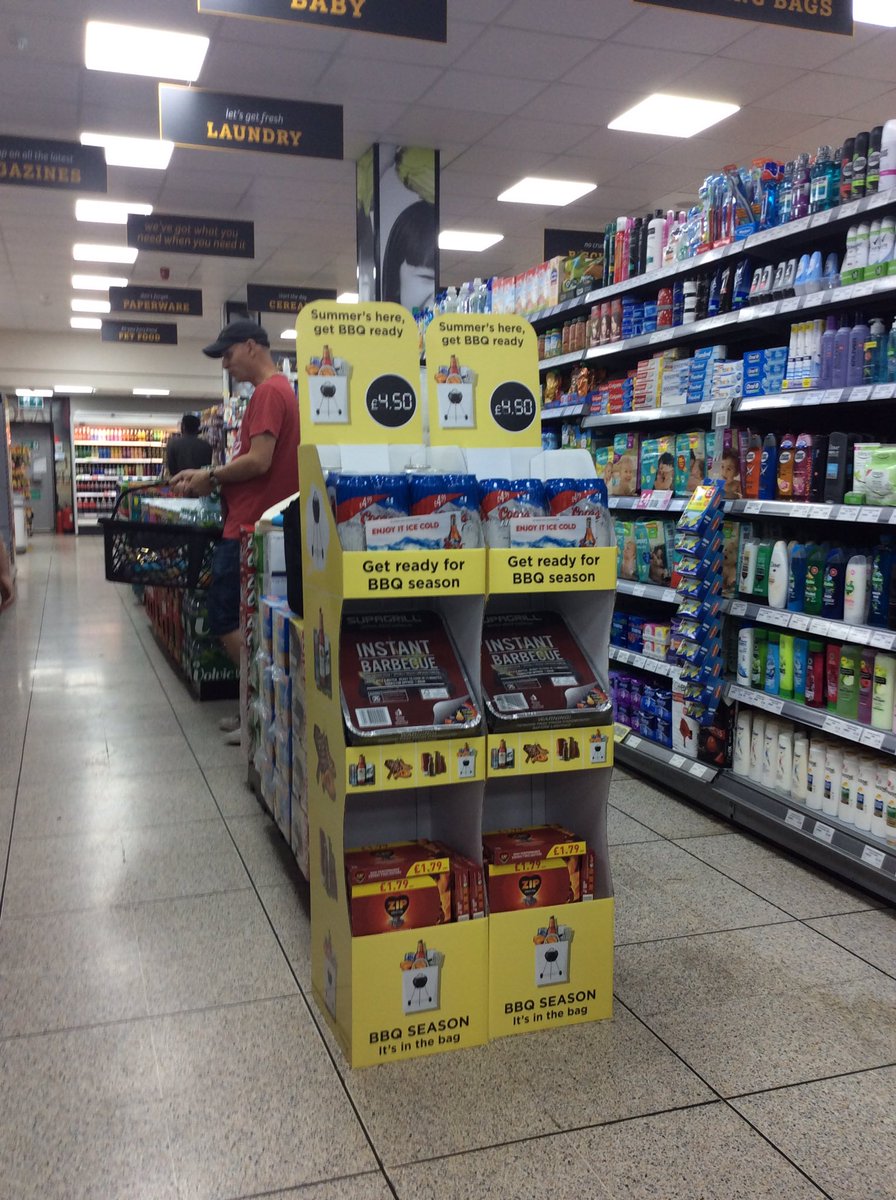 PowerforceMCFM6's tweet photo. Get down to the grand opening of Nisa extra Bexley Rd DA8 3HB &amp; be in with a chance to win a Coors Light goody bag @NisaRetail @MolsonCoors https://t.co/xhngxICu6T