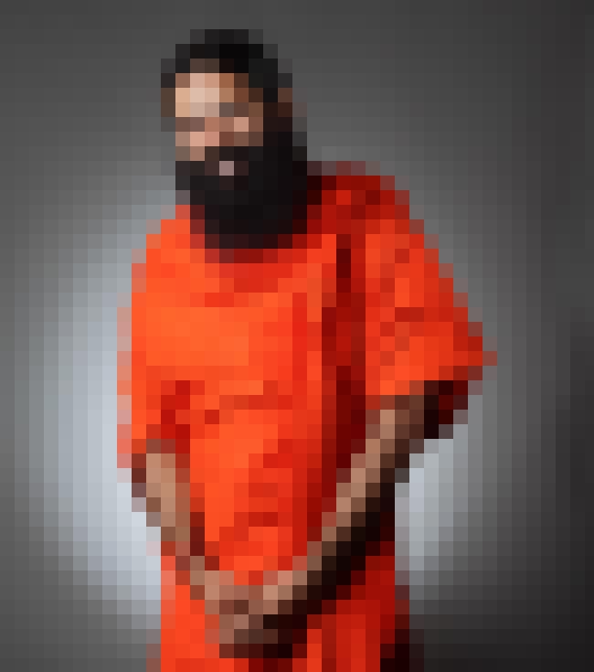 SanskarOfficial's tweet photo. Time for reality check. Identify the #SaintOfIndia in the picture below. #RealityCheck
Post your answer in the comment. https://t.co/znnP7TNgUB