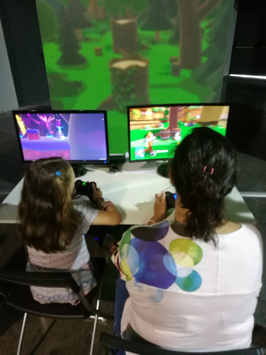 unknowngamesbcn's tweet photo. Last day at @DreamHackSpain Everyone in the family can enjoy Ailur&amp;Mavi! #goIndie https://t.co/d5gxuOJOsu