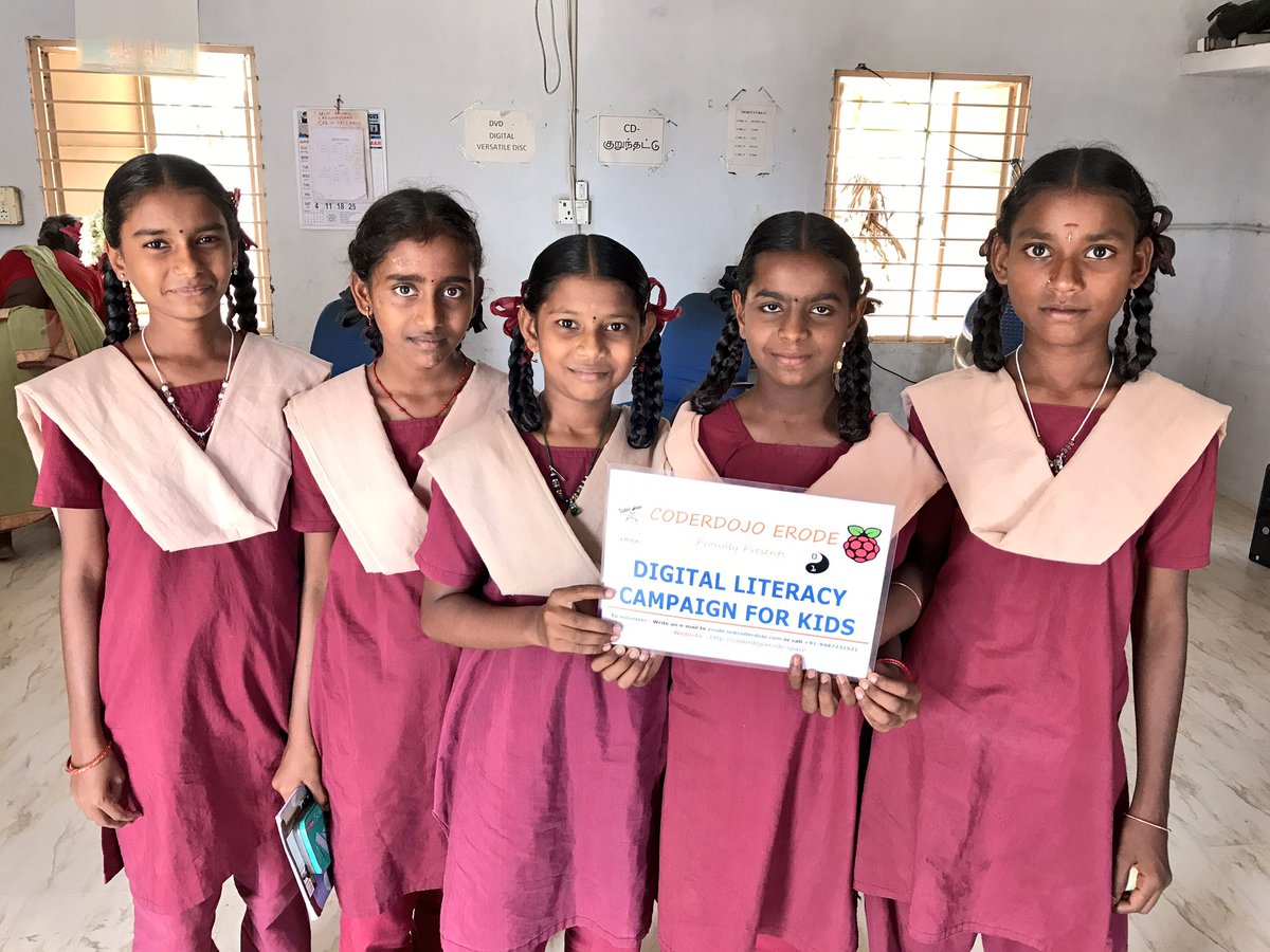 GauthRaj's tweet image. Our first set of girls to receive our #digital literacy training program. @CoderdojoErode They can now find answers through search engine.