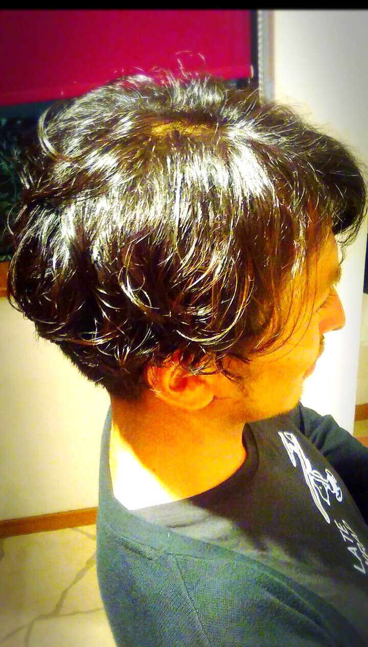ট ইট র Tone Hairsalon スタイル集 グラデーションベースのショートにランダムにかけたパーマでラフな雰囲気 ショート ショートボブ パーマ メンズカット メンズパーマ サーファーカット Tone Hair Salon T Co 8wirycsmpg ট ইট র