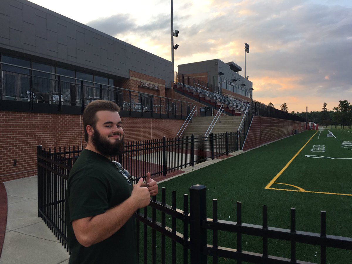 JTSnell's tweet photo. Oberlin Football Prospect Camp Jackson Snell #jacksonsnell #snell #snell6 #jacksonsnell6 #GoYeo #oberlinfootball #oberlincollege https://t.co/FvVuOQ9sFG