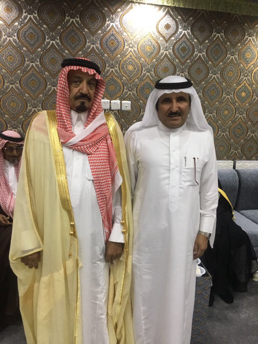 Almahanee's tweet photo. زيارة الشيخ بدر الضيط وصنيتان الضيط والشيخ قاعد الحبيل والشيخ مزيد النمرو��حمدبن حمود وناصر  المرشدي 
 لرئيس المركز : حبيب العازمي https://t.co/VlxA8rMjhT