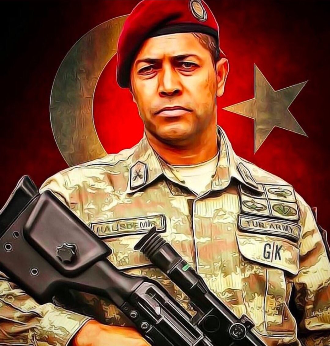 12numaraorg's tweet photo. Vatan sana minnettardır yiğit insan. #ÖmerHalisdemir https://t.co/uzGvEatRTP