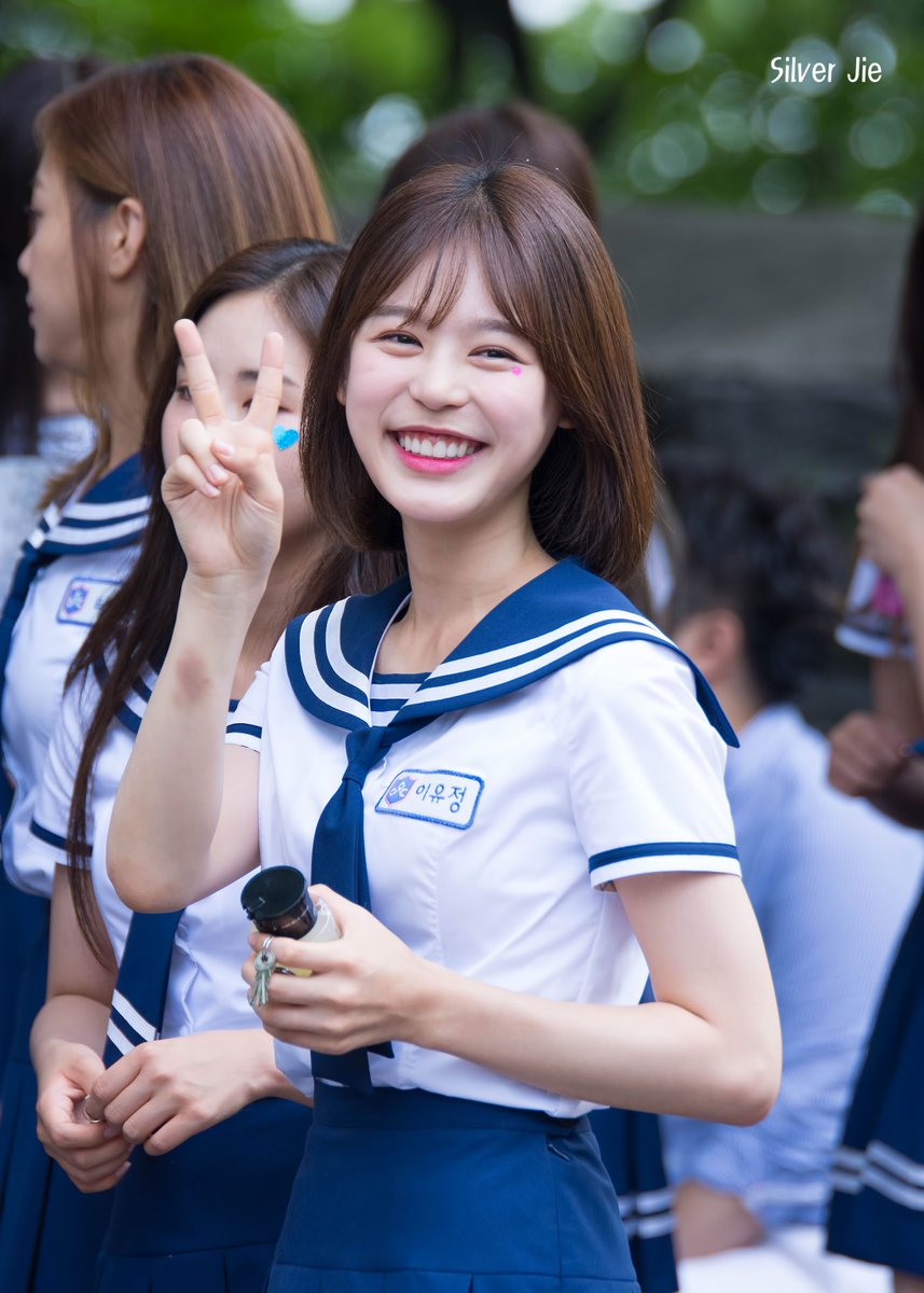 silverjie7's tweet photo. 170712 남산 게릴라 홍보 아이돌학교 이유정
@mnet_idolschool #IdolSchool #아이돌학교 #이유정 #yoojeong https://t.co/nehruEawlu