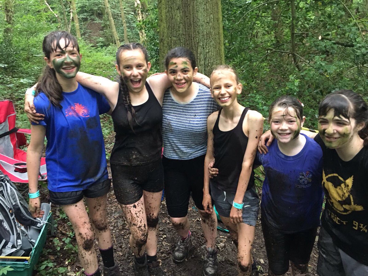 1stMarpleGuides's tweet photo. Assault course ✅ #mbt17 #muddyboot17 https://t.co/PExL0vLbUt