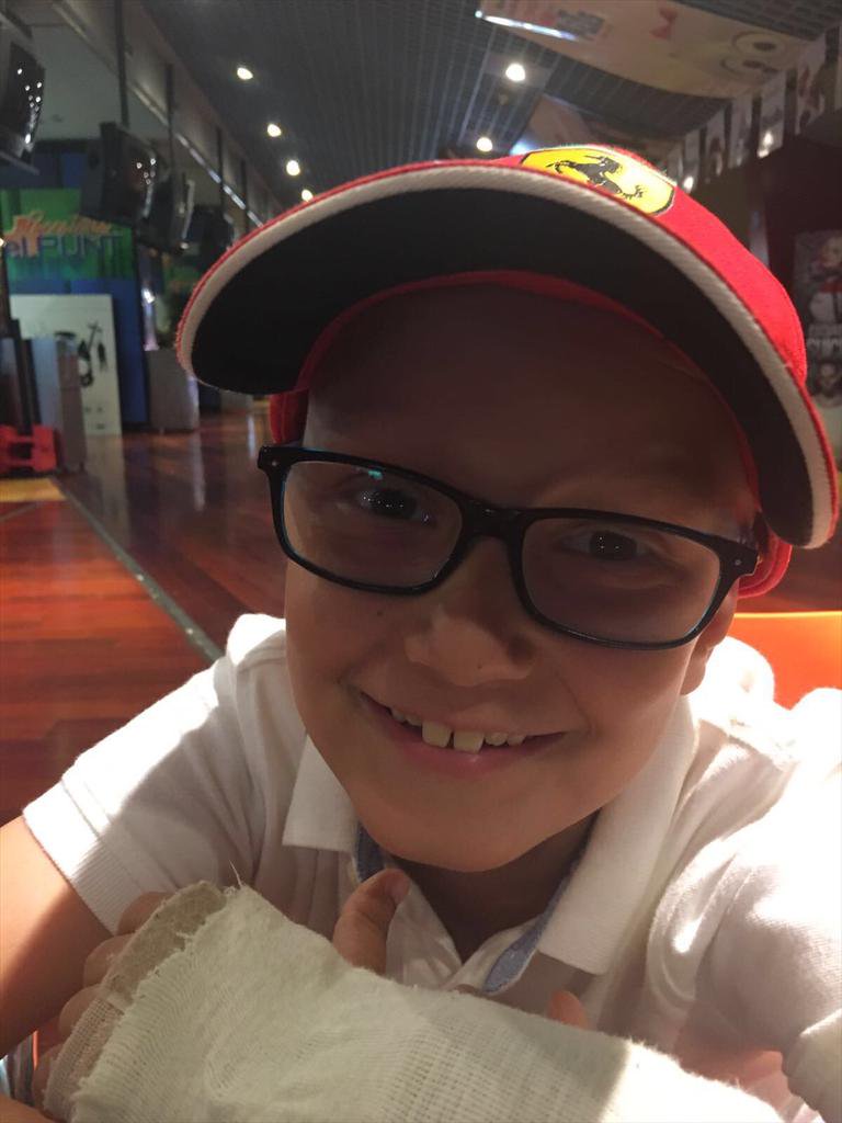 Q la magia de tu sonrisa siga siempre presente.. Sigue los pasos de Victor Barrio y Fandiño, serás figura ahí arriba pequeño..no t olvidamos