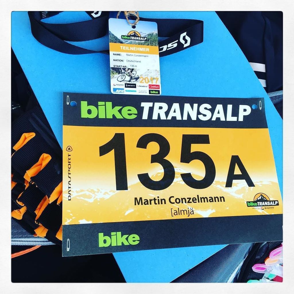 xalps's tweet photo. Almjä! Unser Teamname hat den Drucker ausgeknockt! #biketransalp #ta17 #almjam https://t.co/5VvSlYbxj6 https://t.co/GdJHN7fkEf