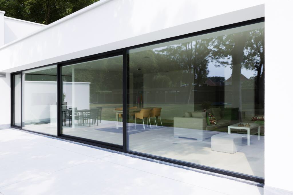 TheWindowOutlet's tweet photo. Suisse @MINERGIE stamped @ReynaersLimited #CP155LS lift & slide patio doors for ultimate low u-values https://t.co/ALSRYOvQ53
