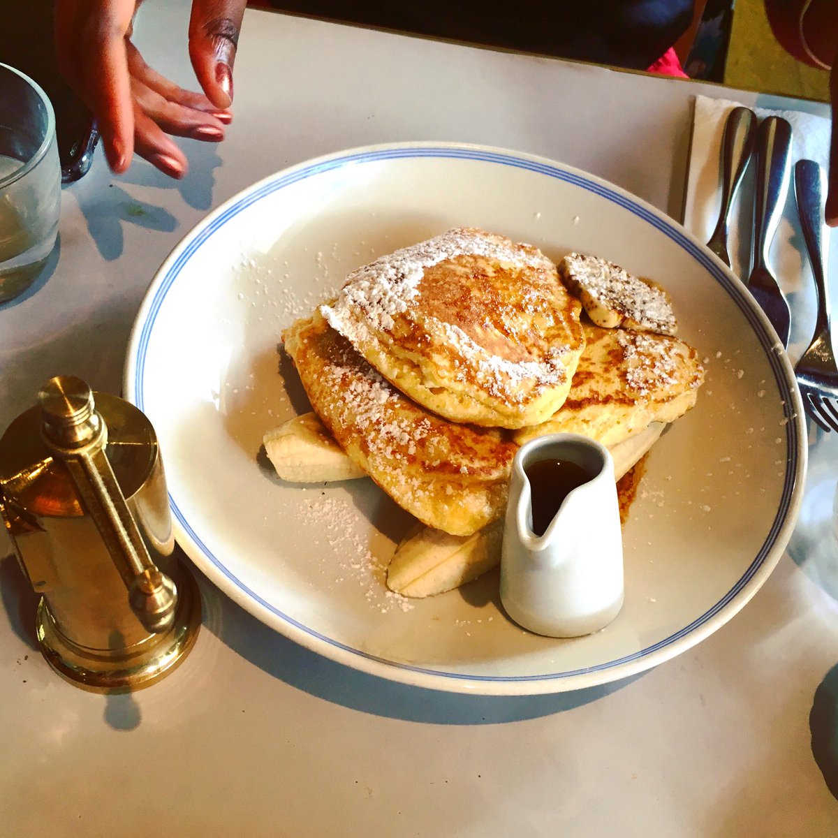 dunkanmilne's tweet photo. The famous ricotta pancakes 😋😋😋 https://t.co/JHcmxSWWzx https://t.co/tWnqT09Gm3