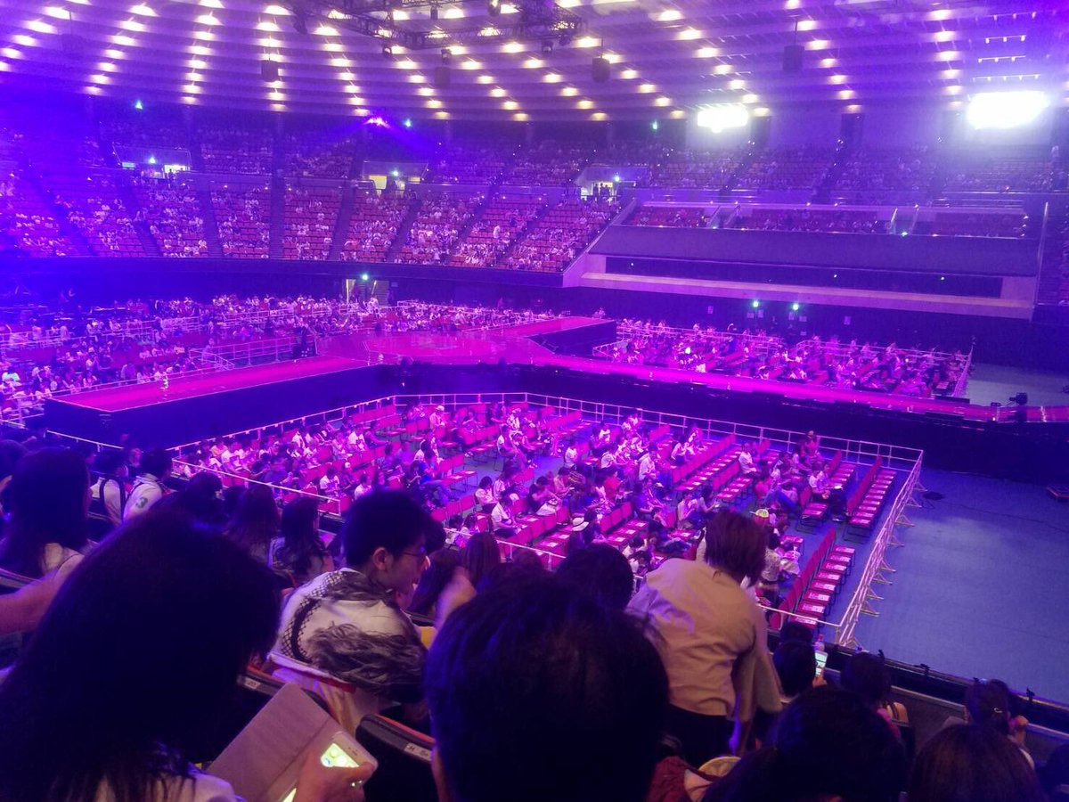 紗菜 Ta姫 Pa Twitter Jastthebeginning 大阪城ホールのステージ構成 スタンド Hからの景色 トロッコあり ボールはトロッコでは後方スタンドメイン ピンクボールなし ボイガではアリーナと前方スタンドメイン そしてまた朱里が闘争の末getした 笑 Ayuちゃん 紗菜 Ta姫 Pa Twitter Jastthebeginning 大阪城ホールのステージ構成 スタンド Hからの景色 トロッコあり ボールはトロッコでは後方スタンドメイン ピンクボールなし ボイガではアリーナと前方スタンドメイン そしてまた朱里が闘争の末getした 笑 Ayuちゃん